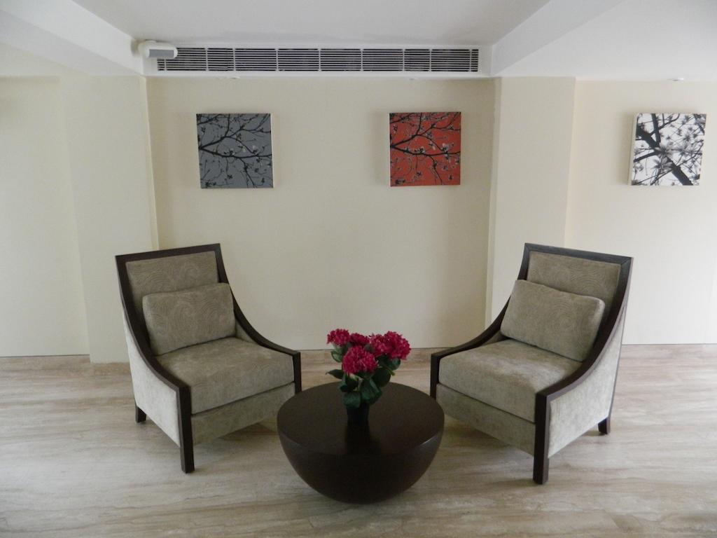 76 Friends Colony Bed & Breakfast New Delhi Bagian luar foto