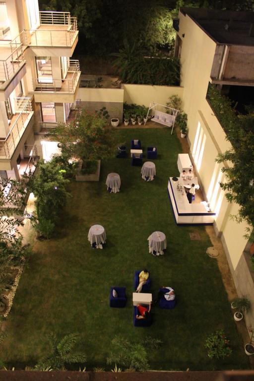 76 Friends Colony Bed & Breakfast New Delhi Bagian luar foto