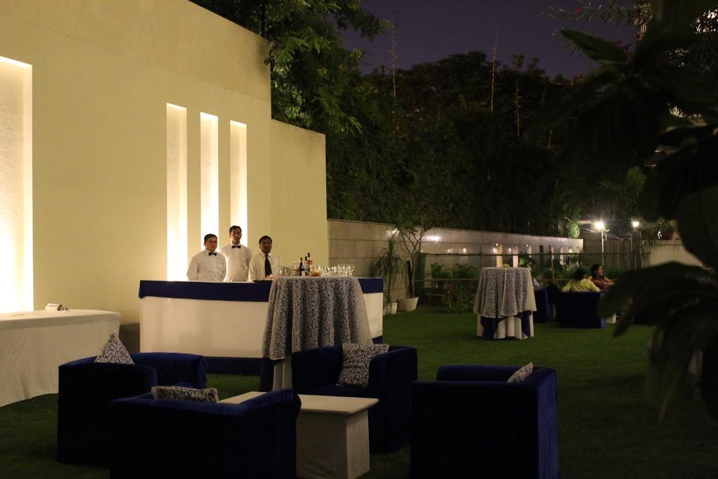 76 Friends Colony Bed & Breakfast New Delhi Bagian luar foto