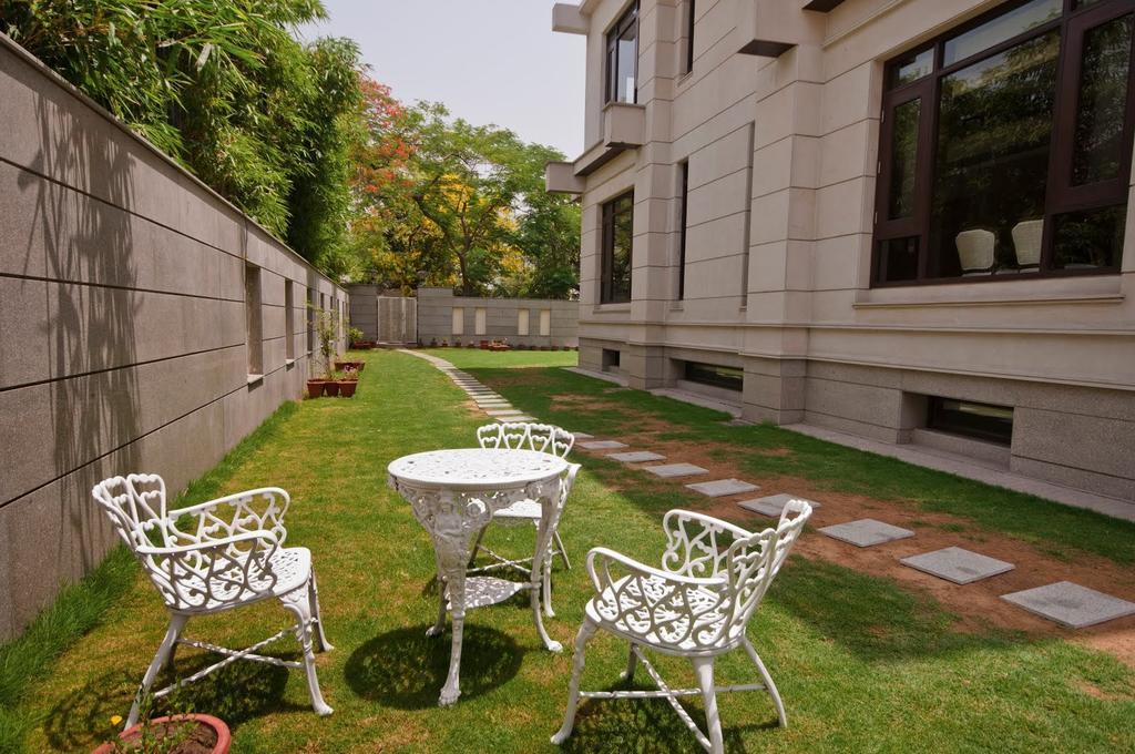 76 Friends Colony Bed & Breakfast New Delhi Bagian luar foto